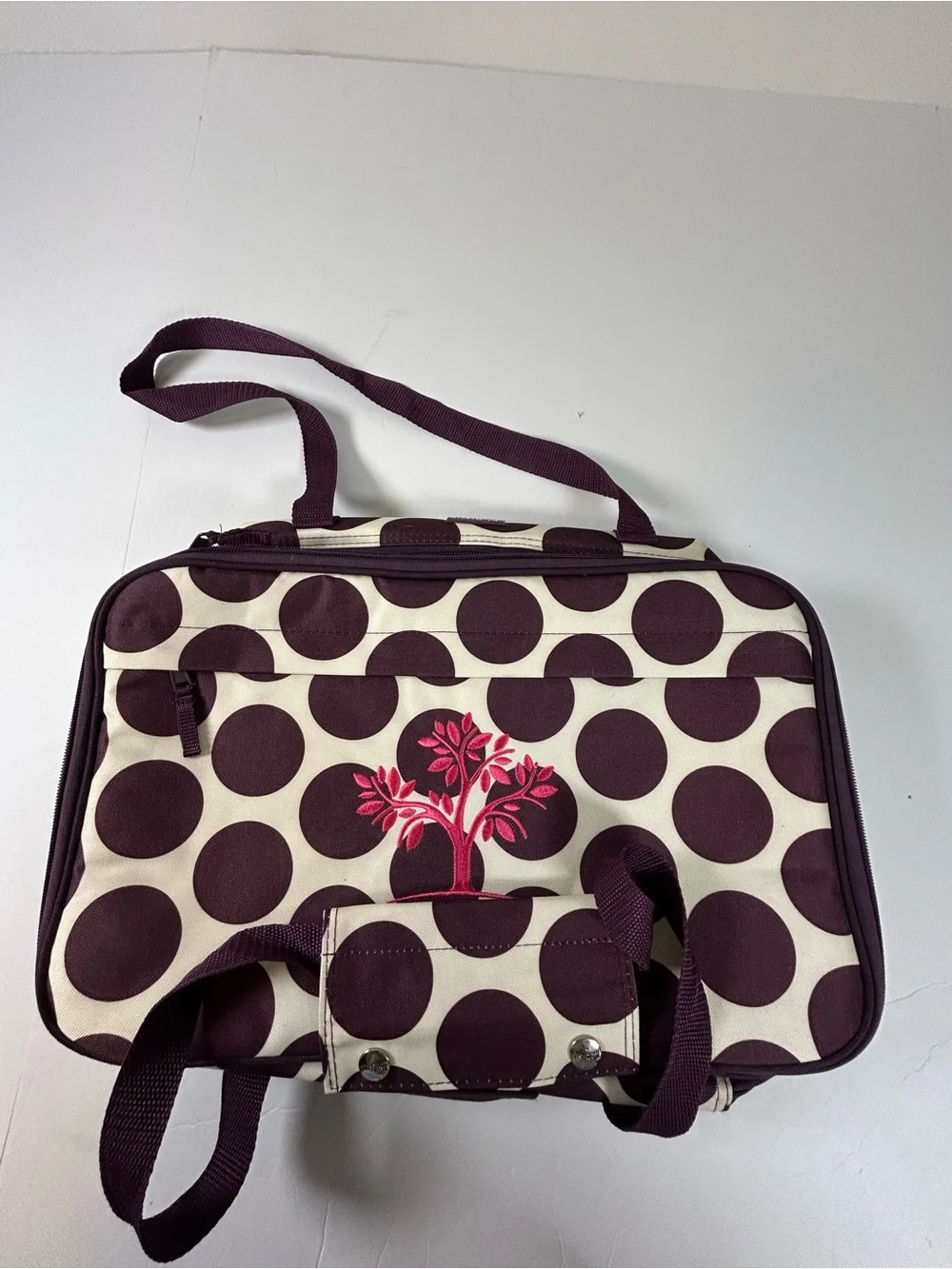 NWT thirty-one Cream and Purple Polka Dot discontinued casserole carrier
